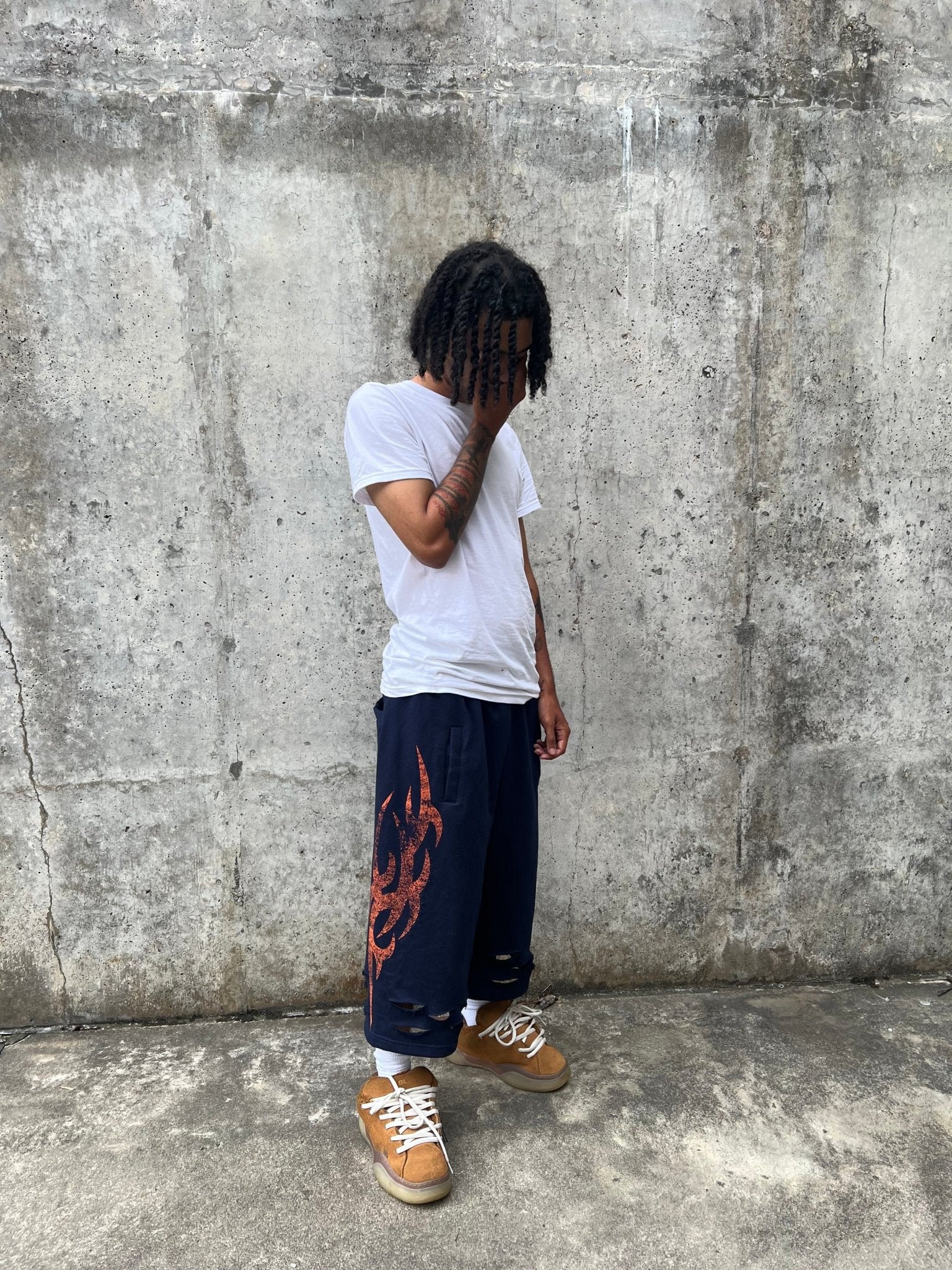 NAVY SHORTS (ONE DAY SHIPPING)