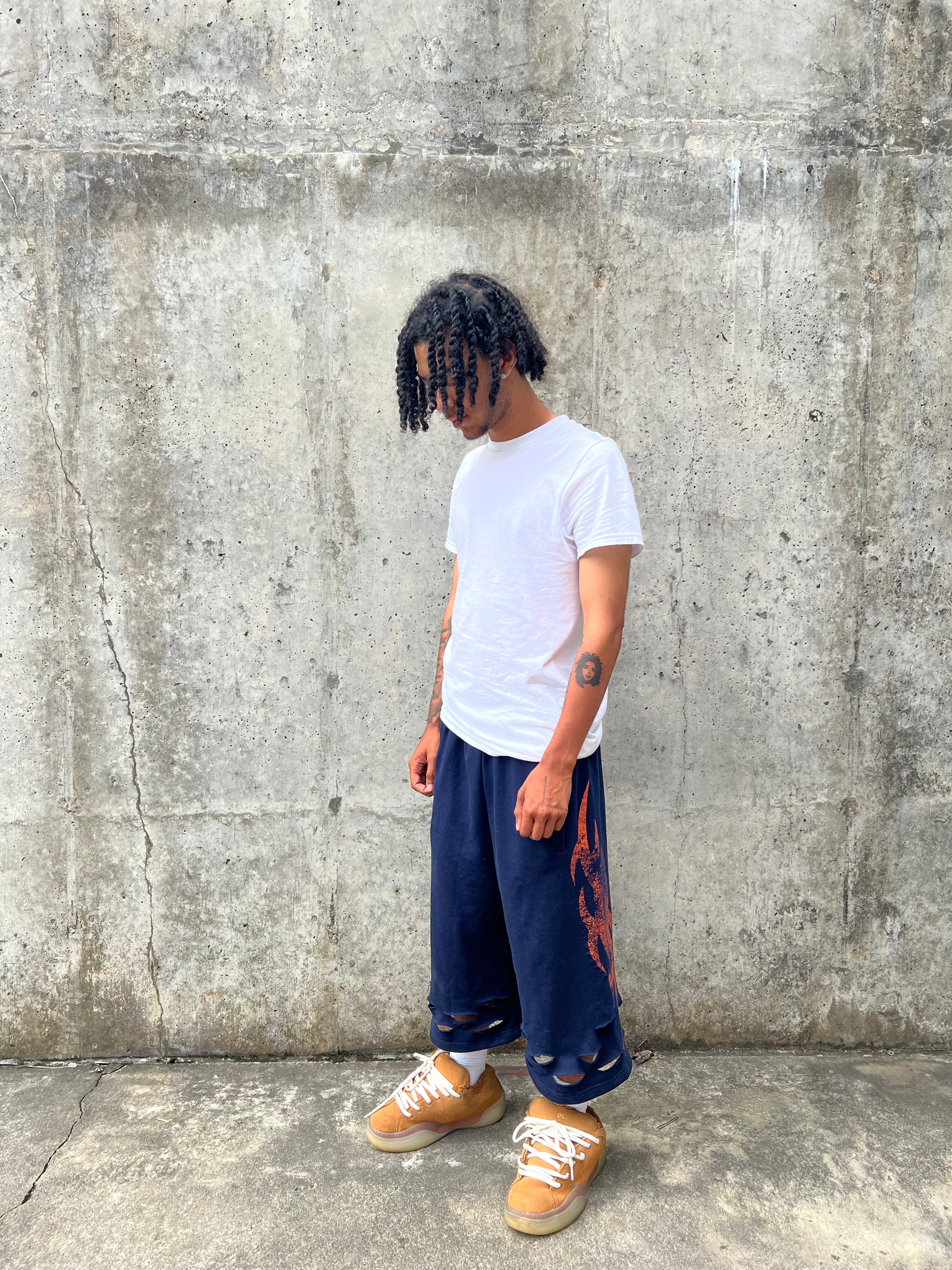 NAVY SHORTS (ONE DAY SHIPPING)